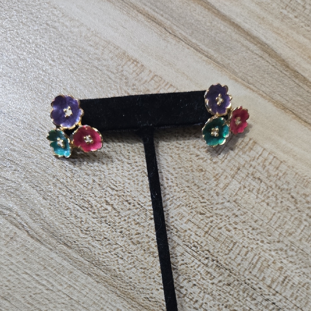Vintage Floral Cluster Multicolor Enamel Stud Earrings💫